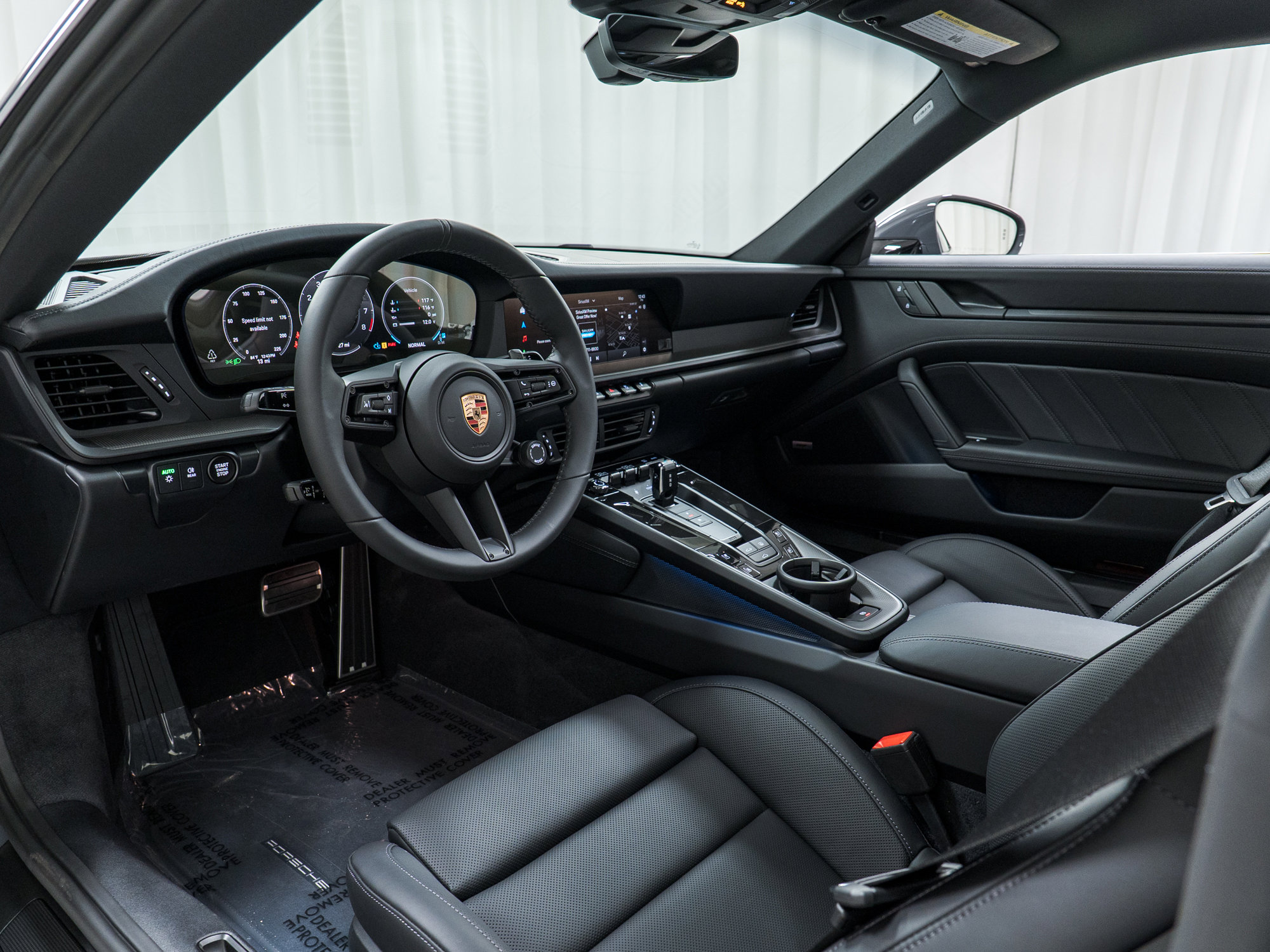 Used 2025 Porsche 911 Carrera S image 4