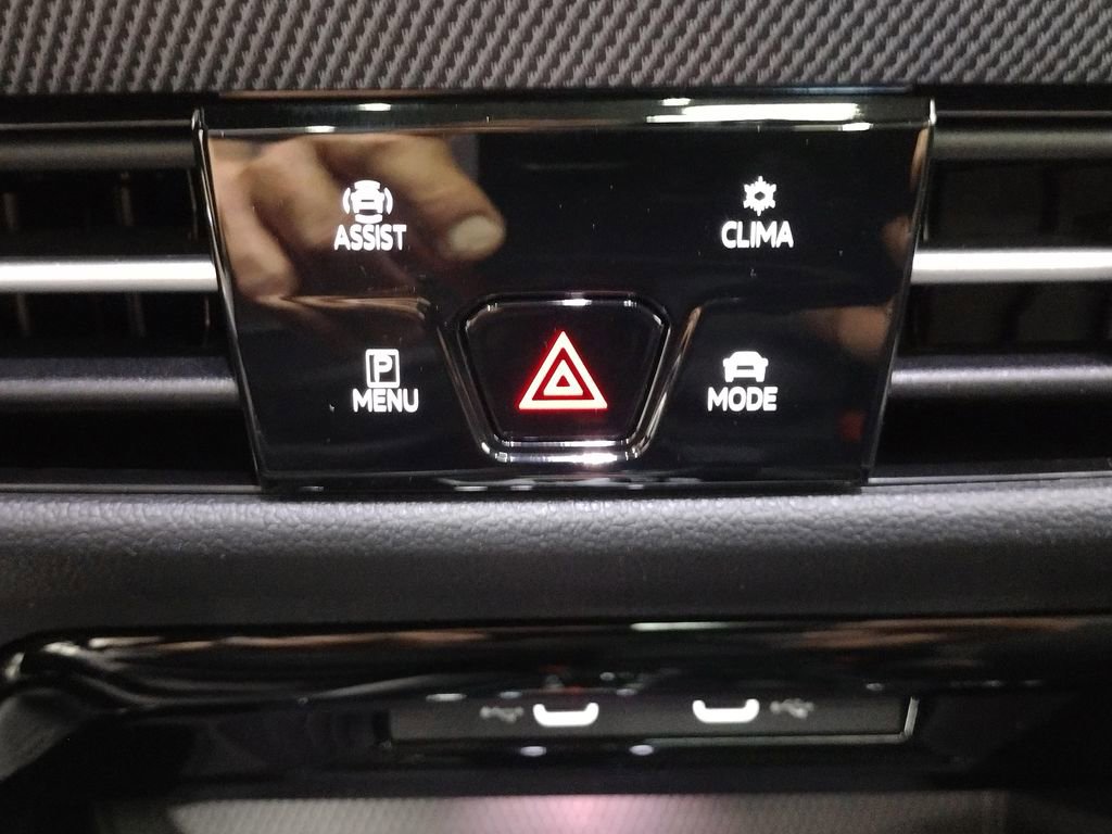 New 2025 Volkswagen GTI Autobahn image 32