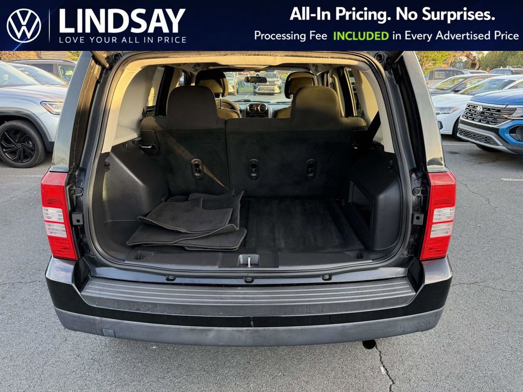 Used 2015 Jeep Patriot Sport w/ Tire & Wheel Group image 15