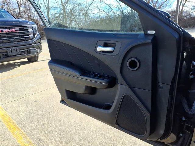 Used 2023 Dodge Charger GT w/ Blacktop Package image 19