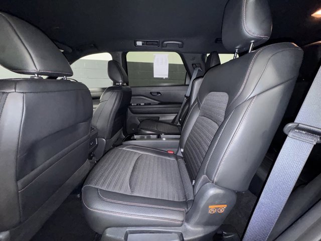 Used 2023 Nissan Pathfinder Rock Creek image 17
