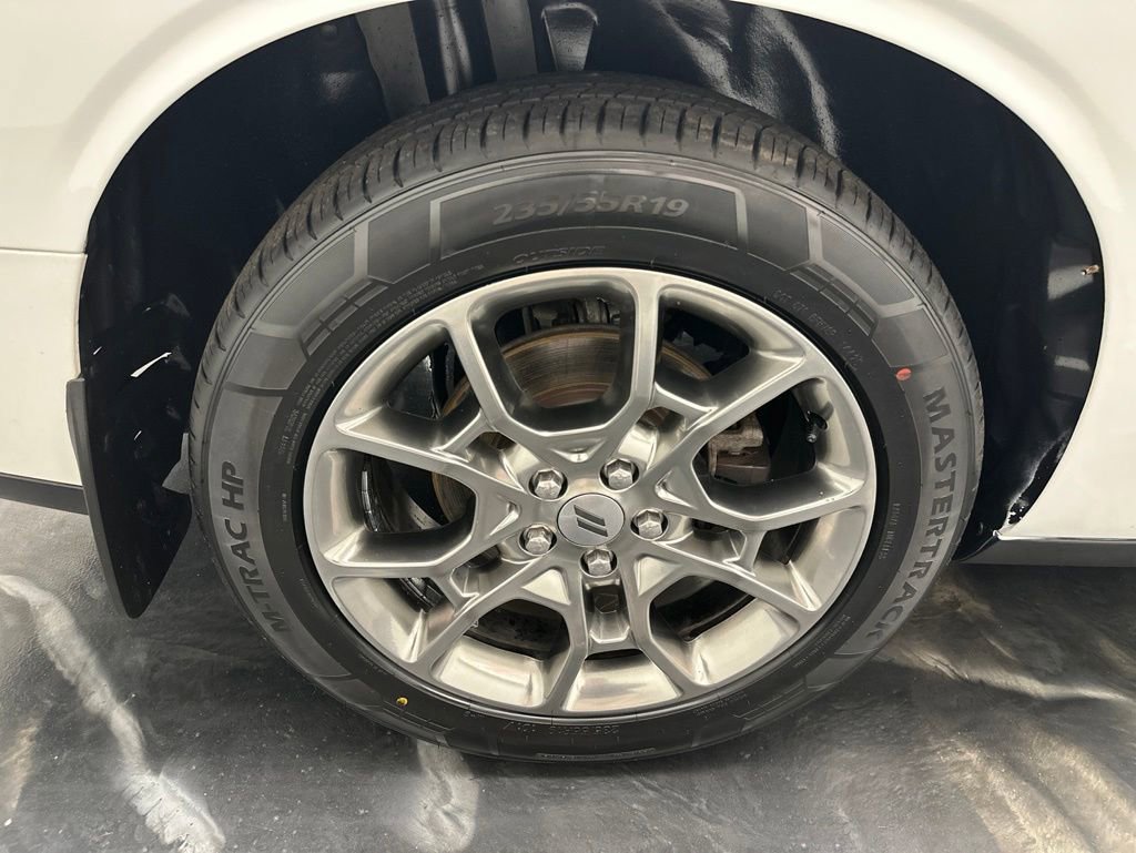 Used 2017 Dodge Challenger GT w/ Premium Sound Group AWD/4WD image 19