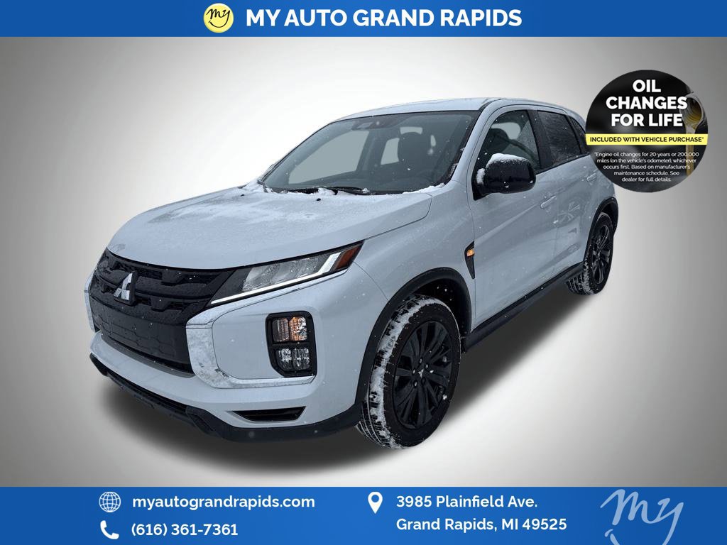 Used 2025 Mitsubishi Outlander Sport LE AWD/4WD image 3
