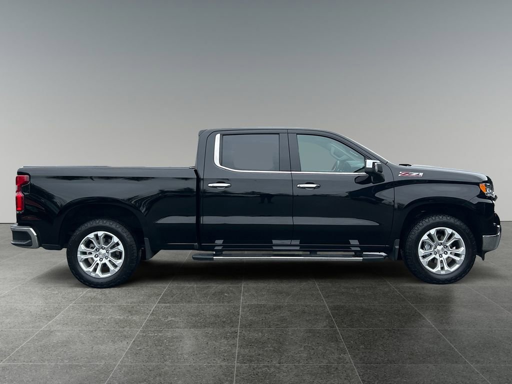 Used 2022 Chevrolet Silverado 1500 LTZ w/ LTZ Convenience Package II image 8