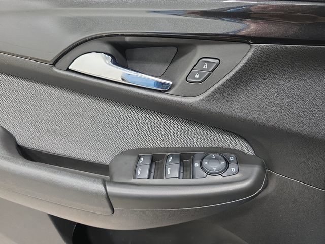 Used 2025 Chevrolet TrailBlazer LT AWD/4WD image 28