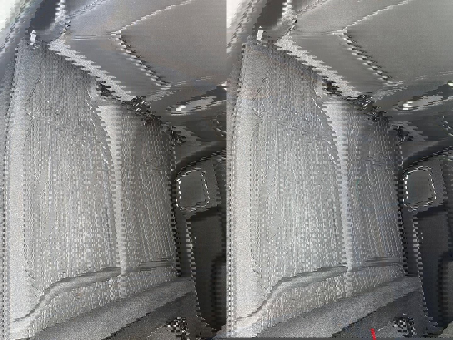 Used 2022 GMC Sierra 1500 SLT w/ X31 Off-Road Package image 15