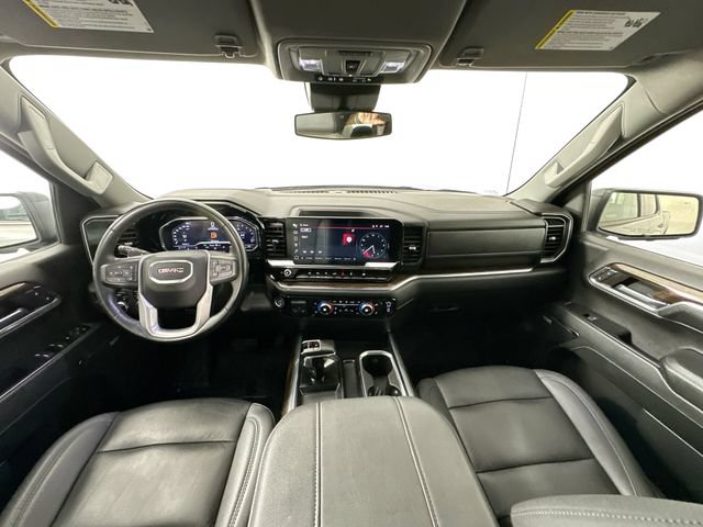 Used 2024 GMC Sierra 1500 Elevation w/ Elevation Premium Package AWD/4WD image 10
