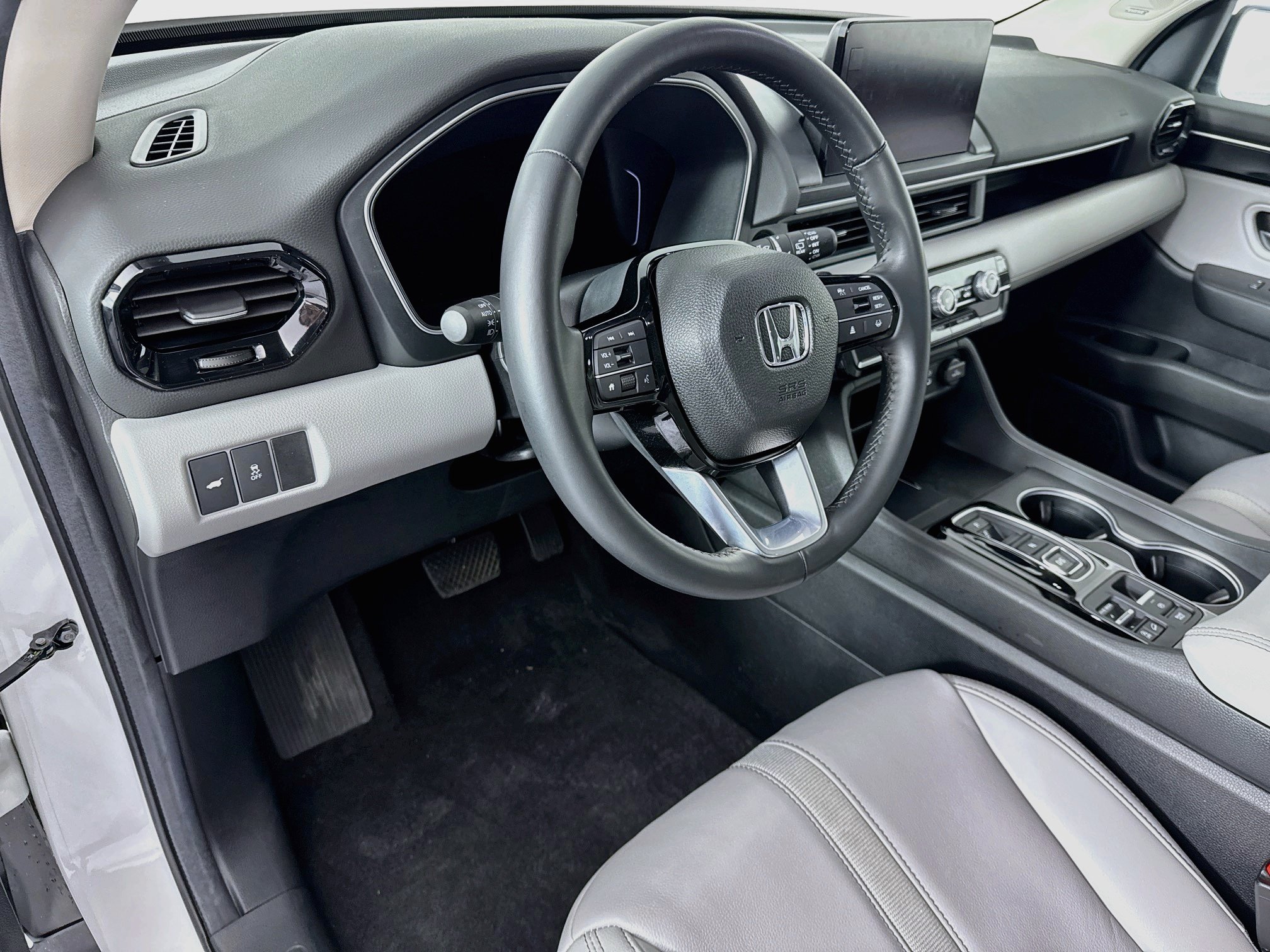 Certified 2024 Honda Pilot Touring image 9