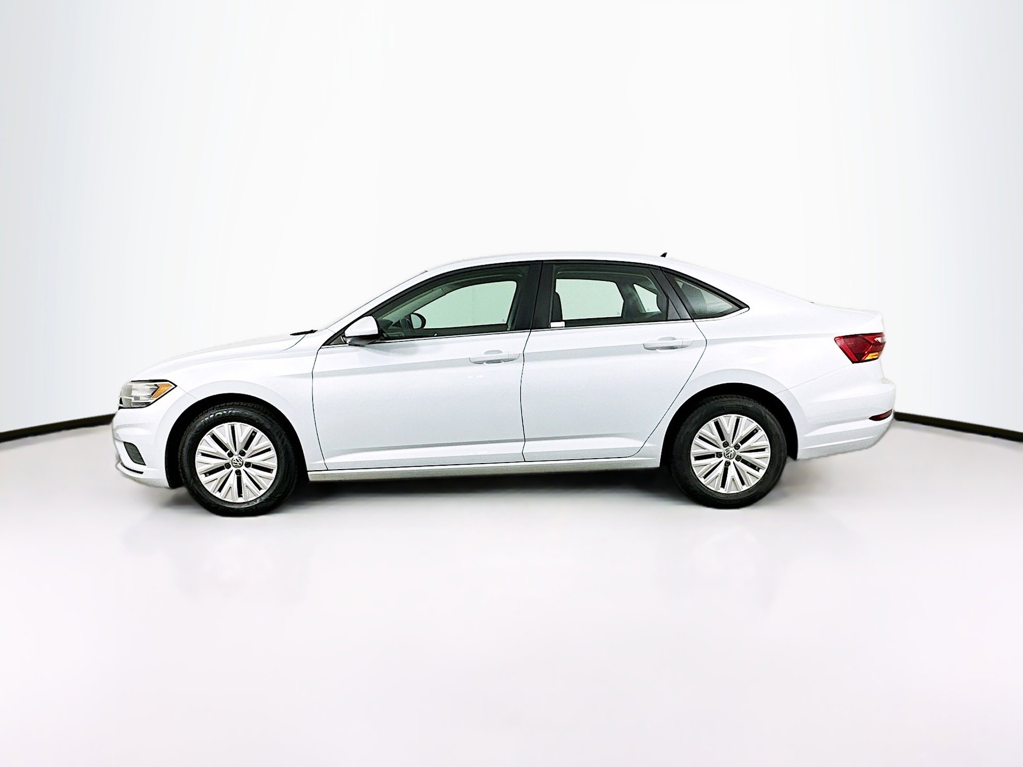 Used 2019 Volkswagen Jetta S w/ Driver Assistance Package image 4