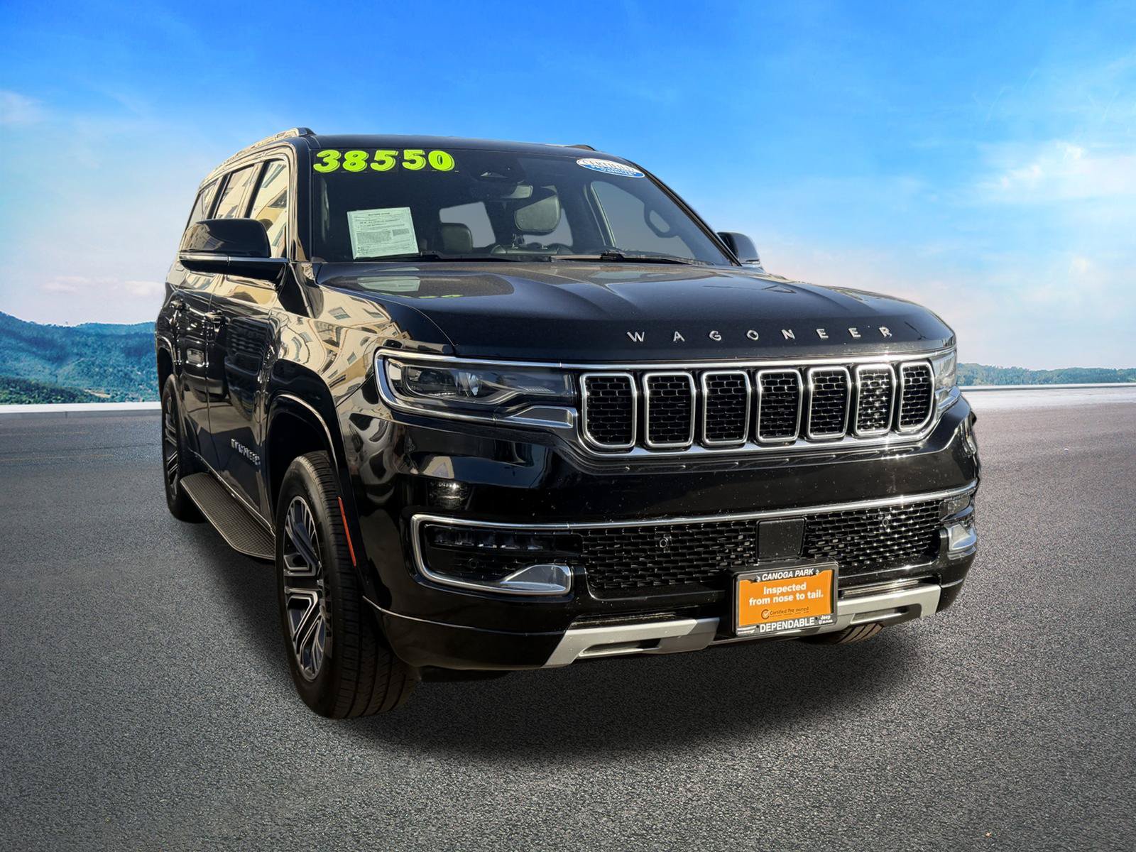 Certified 2024 Jeep Wagoneer Series II w/ Flexible Seating Group RWD image 2