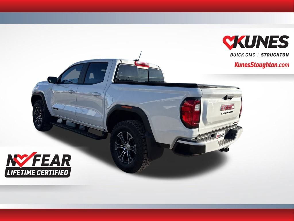 Used 2024 GMC Canyon AT4 image 9