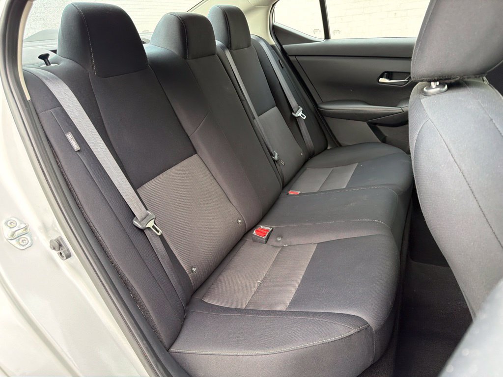 Used 2023 Nissan Sentra SV FWD image 11