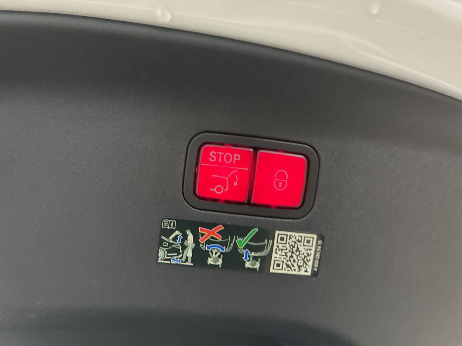 Used 2022 Mercedes-Benz AMG GT 53 image 9