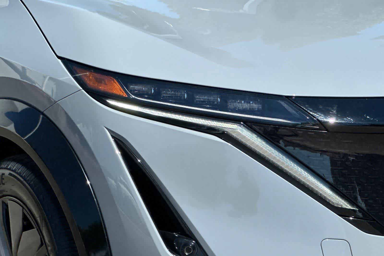 Certified 2024 Nissan Ariya AWD image 35