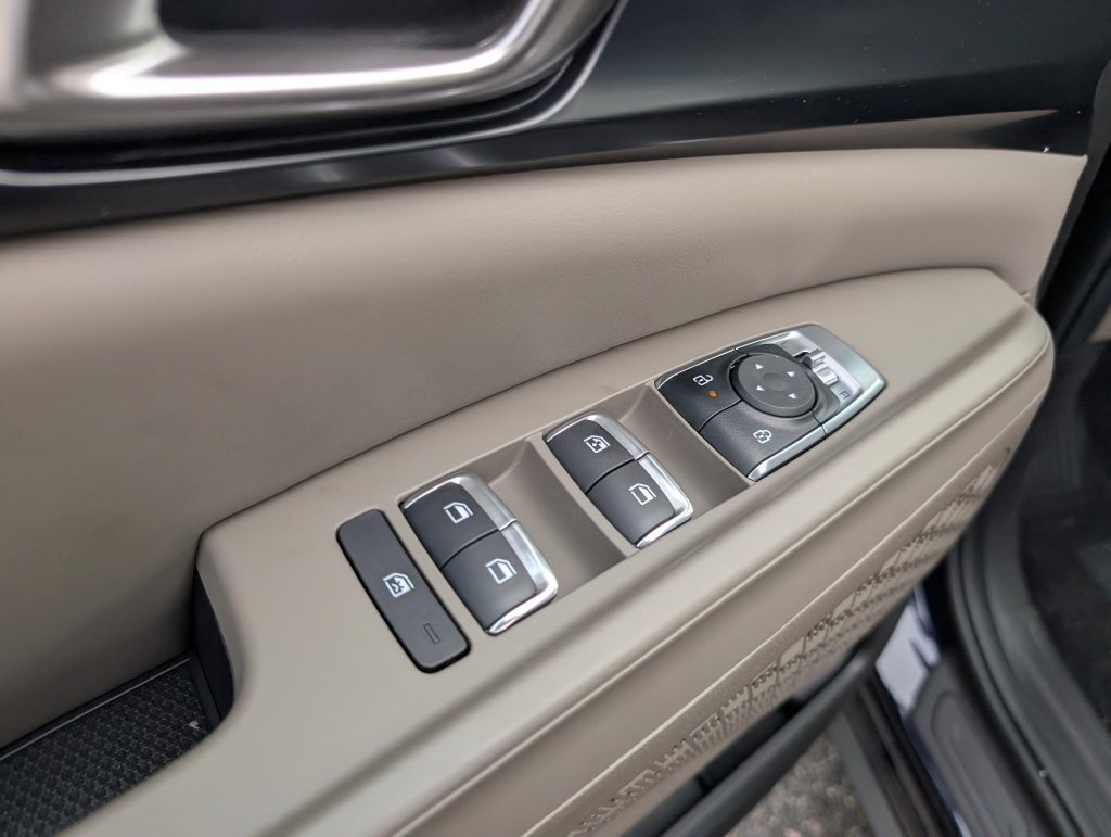 New 2026 Kia Carnival FWD image 11
