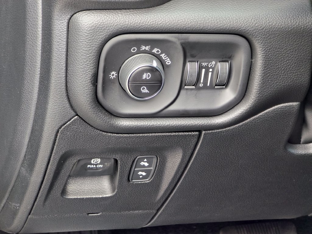 New 2026 RAM 1500 Big Horn AWD/4WD image 35