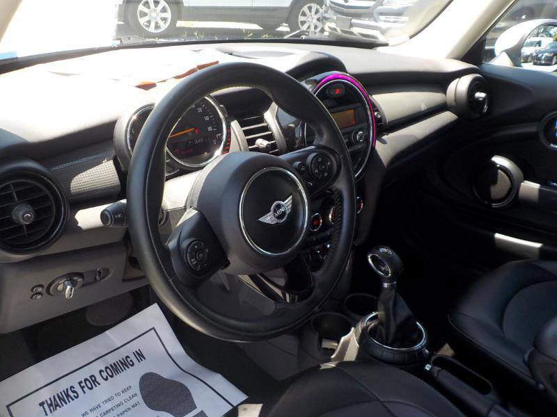 Used 2016 MINI Cooper 2-Door Hardtop image 10