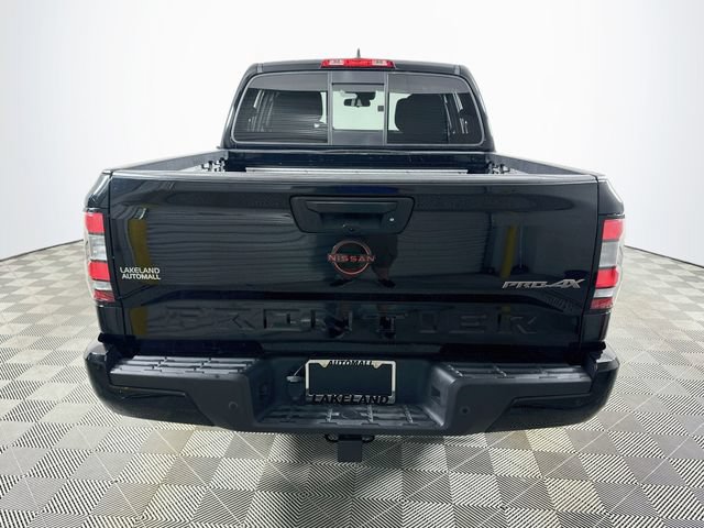 Used 2022 Nissan Frontier PRO-4X AWD/4WD image 4