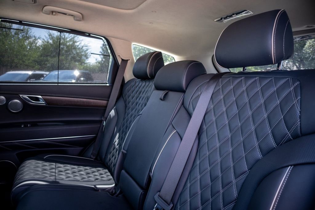 Used 2023 Genesis GV80 3.5T Advanced + w/ Prestige Package image 28