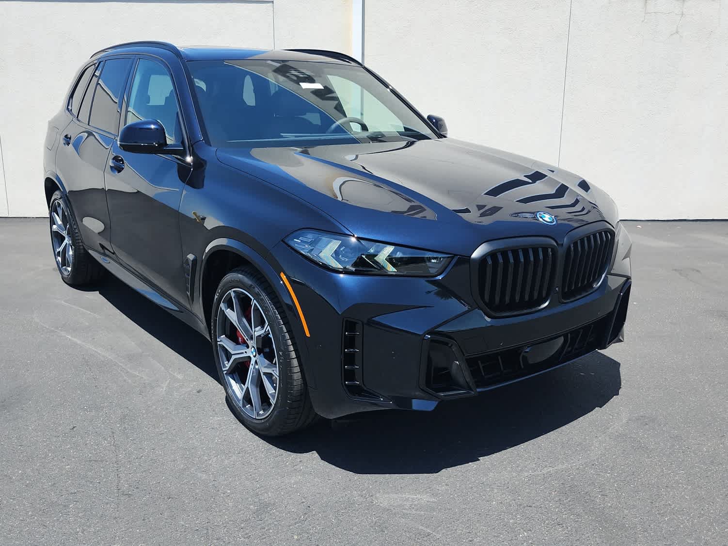 New 2026 BMW X5 xDrive50e w/ Executive Package AWD/4WD image 2