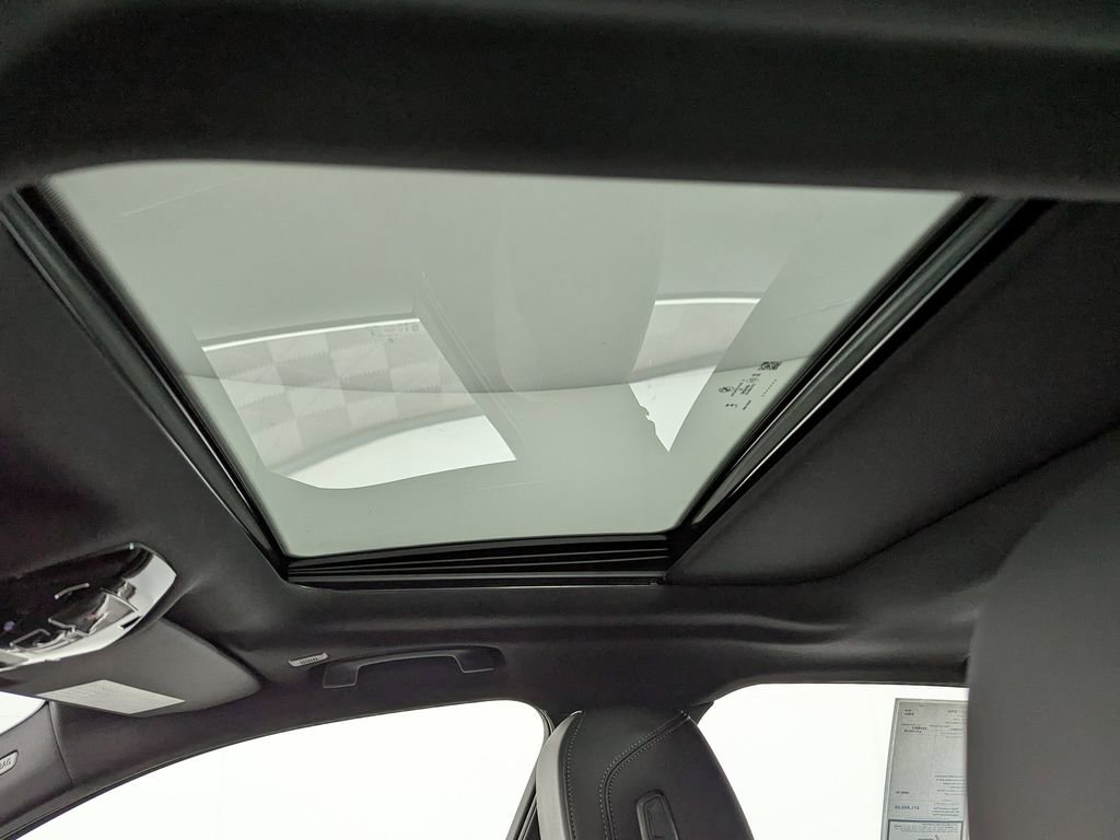 New 2026 BMW 530i xDrive w/ Premium Package image 9