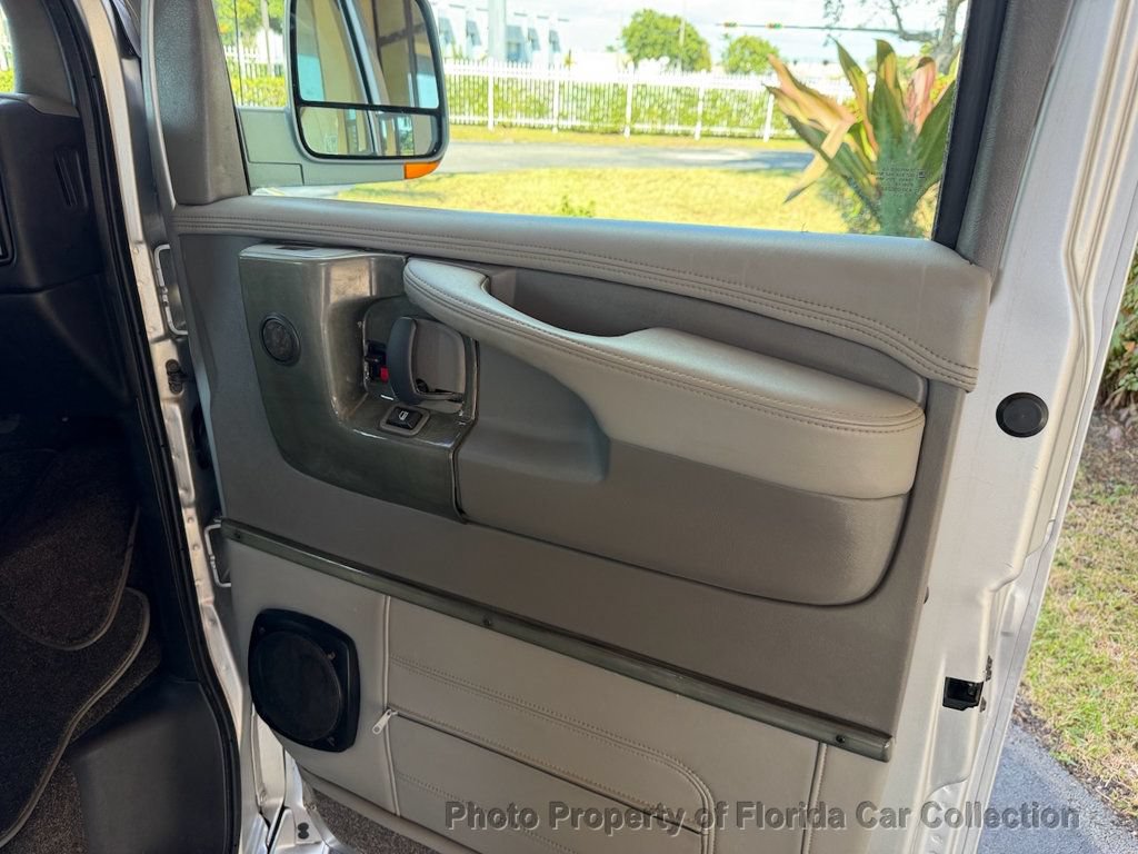 Used 2013 GMC Savana 1500 RWD image 64