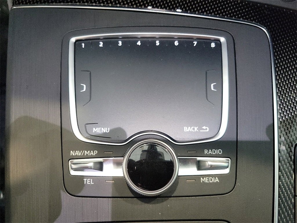 Used 2020 Audi SQ5 Prestige w/ Prestige Package image 13