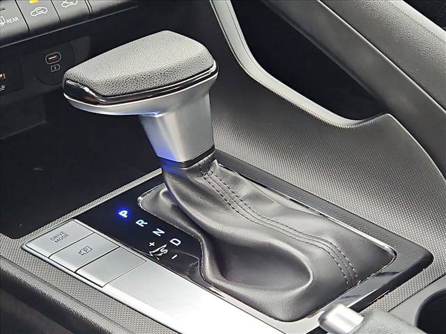Used 2024 Hyundai Elantra SEL FWD image 11