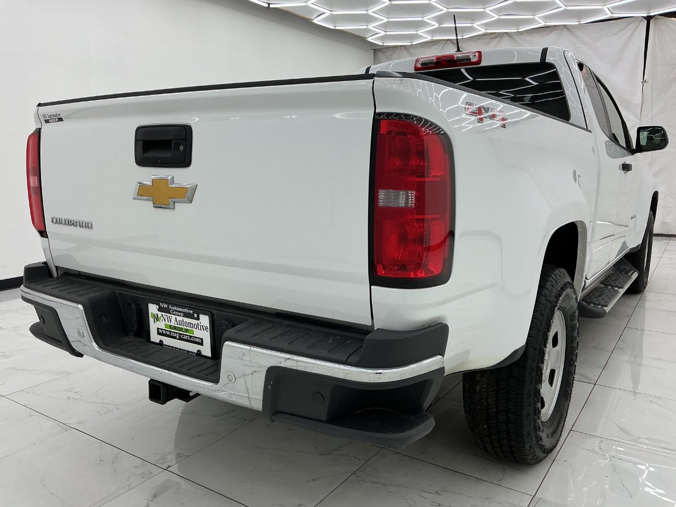 Used 2020 Chevrolet Colorado W/T w/ WT Convenience Package AWD/4WD image 8