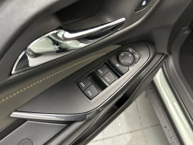 New 2026 Chevrolet Trax ACTIV w/ Sunroof Package FWD image 16