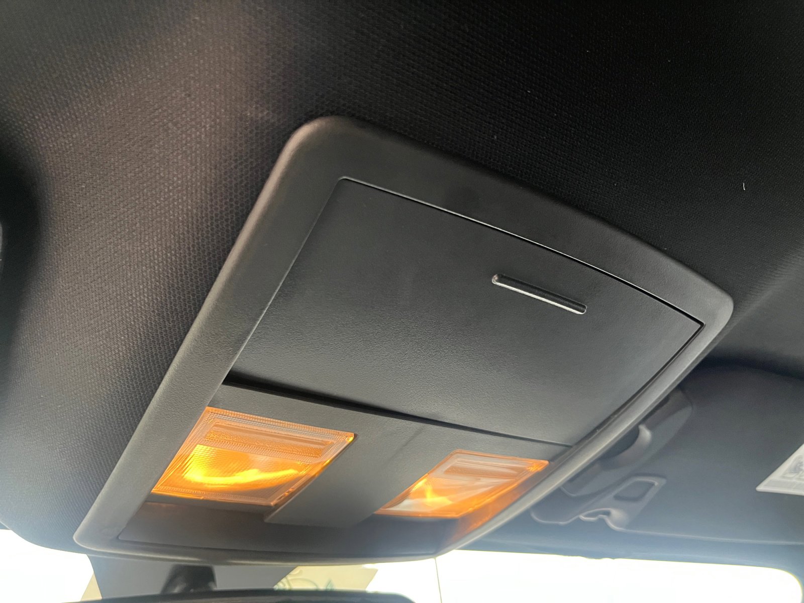 Used 2010 Dodge Challenger SE image 33