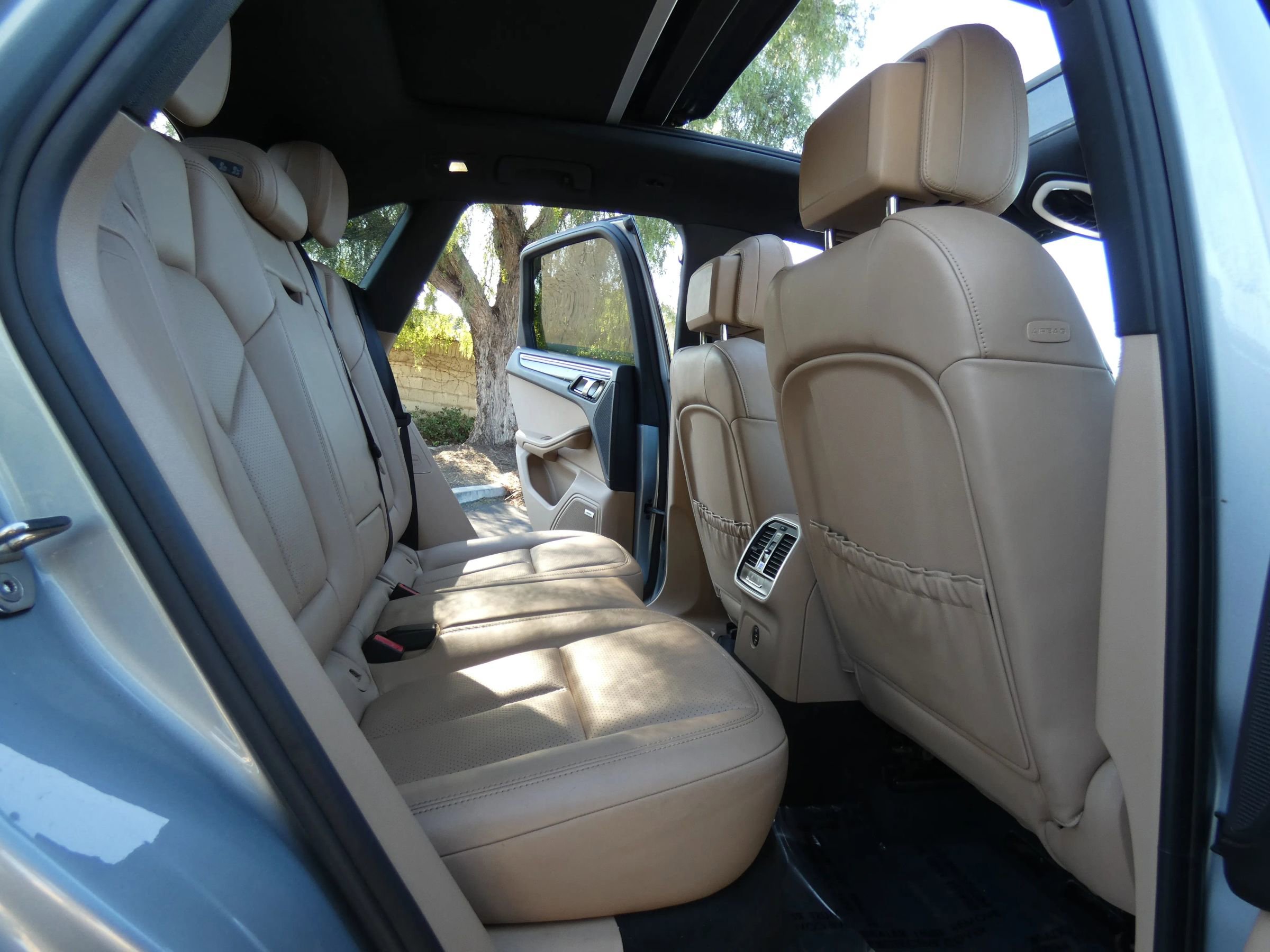 Used 2019 Porsche Macan image 33