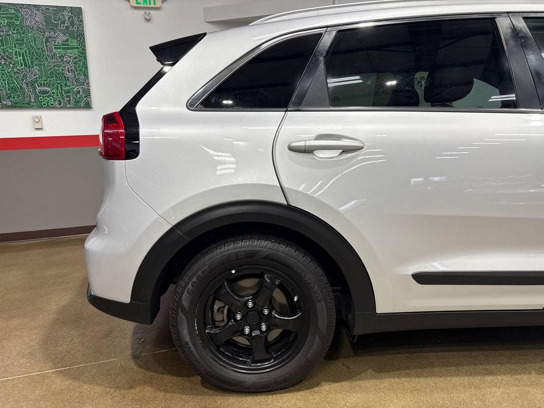 Used 2019 Kia Niro EX Premium w/ Sunroof Package FWD image 55