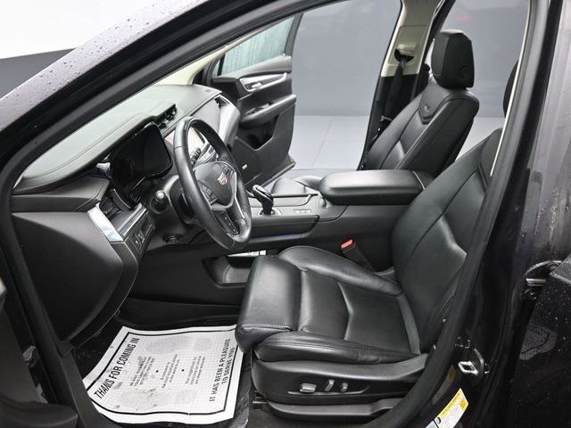 Used 2017 Cadillac XT5 Luxury w/ Driver Awareness Package image 13