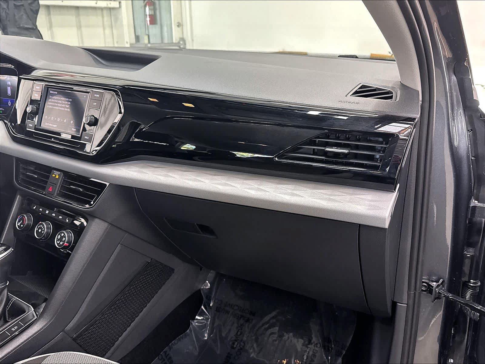 Used 2024 Volkswagen Taos S AWD/4WD image 28