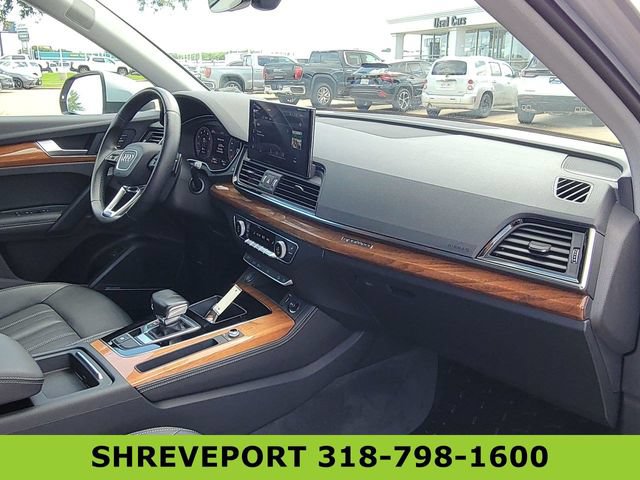 Used 2022 Audi Q5 2.0T Premium Plus w/ Premium Plus Package AWD/4WD image 29