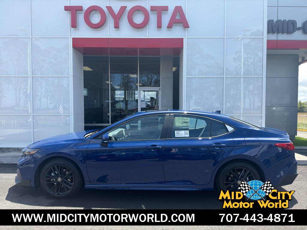 New 2026 Toyota Camry SE w/ Convenience Package