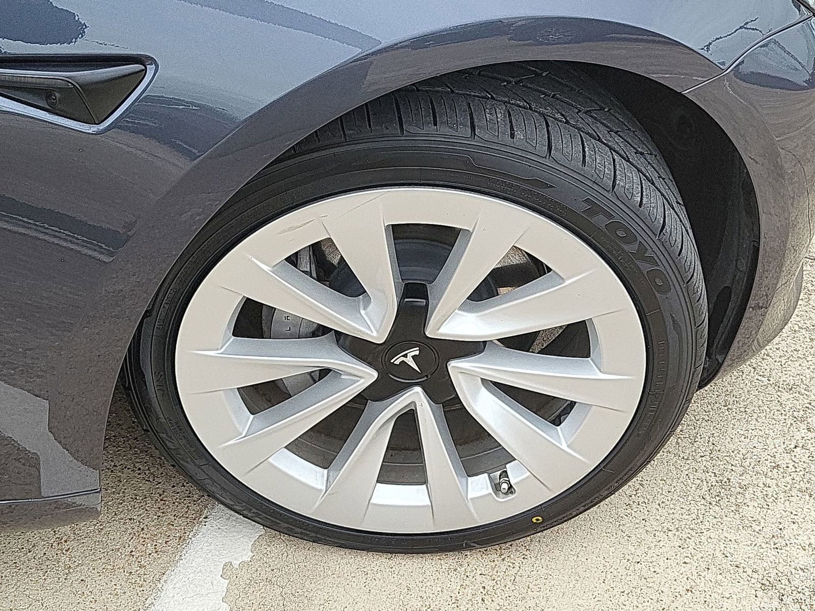 Used 2023 Tesla Model 3 Long Range AWD/4WD image 31