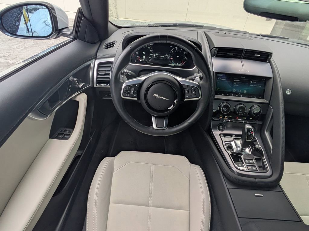 Used 2023 Jaguar F-TYPE Coupe image 16