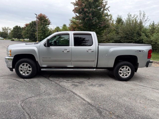 Used 2013 Chevrolet Silverado 2500 LTZ AWD/4WD image 4