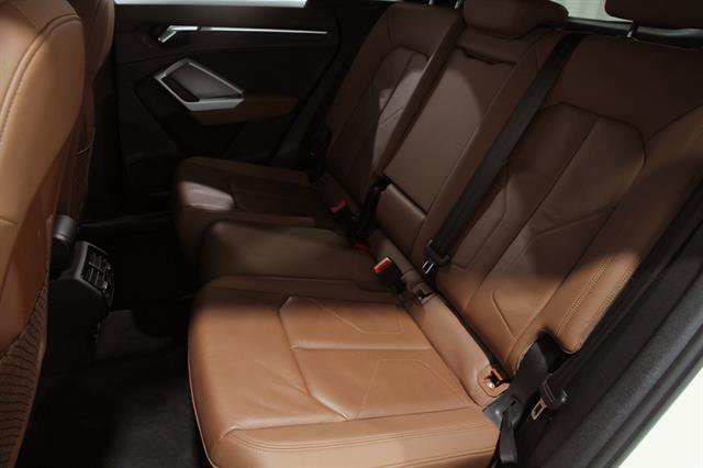 Used 2021 Audi Q3 2.0T Premium w/ Convenience Package image 18