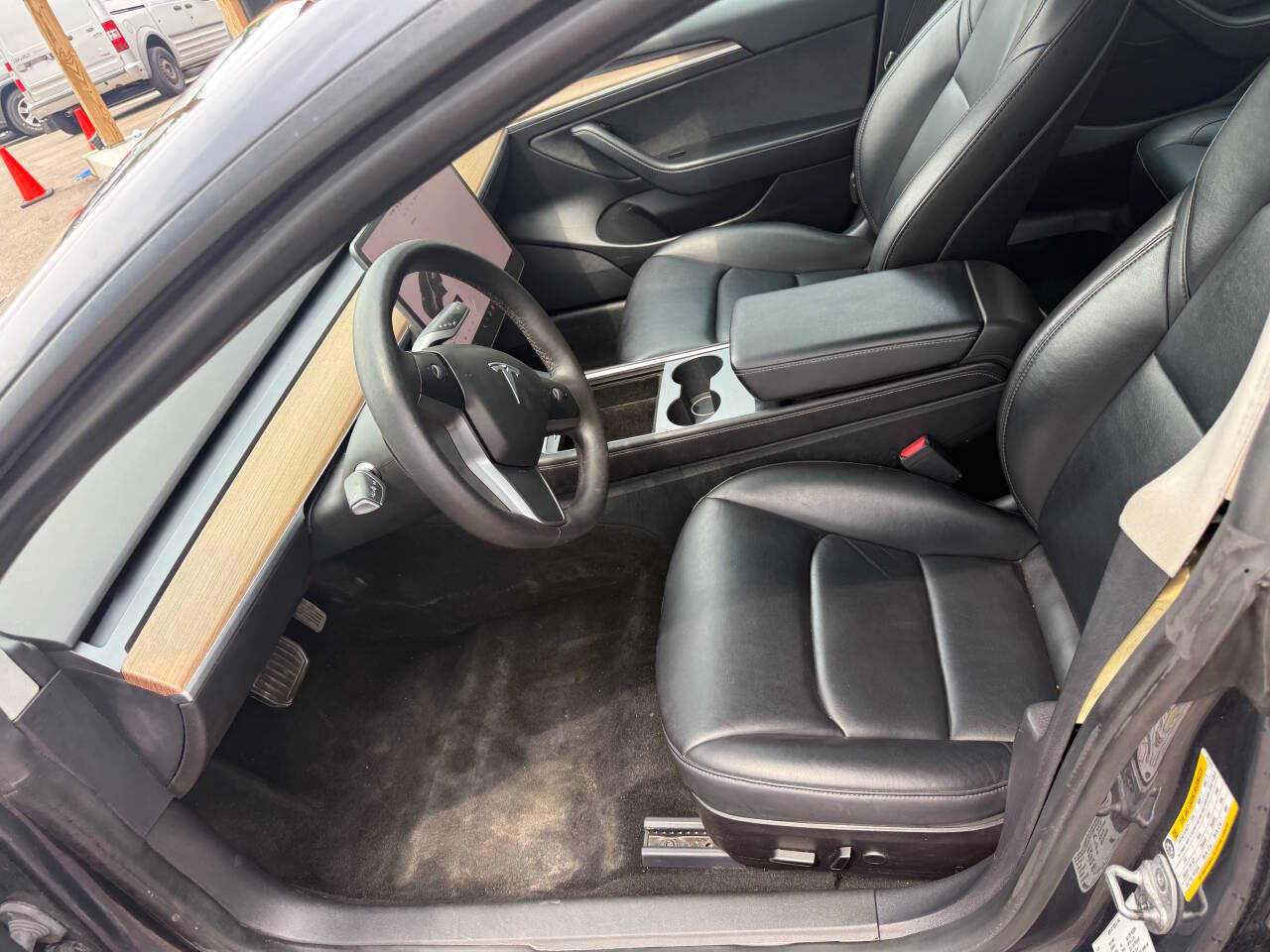 Used 2022 Tesla Model 3 Standard Range RWD image 18