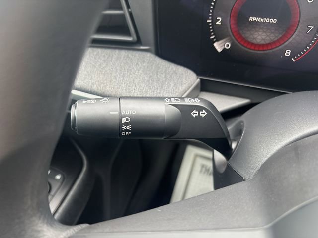 Certified 2025 Nissan Kicks SV image 33