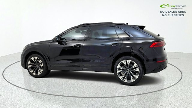 Used 2024 Audi Q8 Premium Plus AWD/4WD image 5