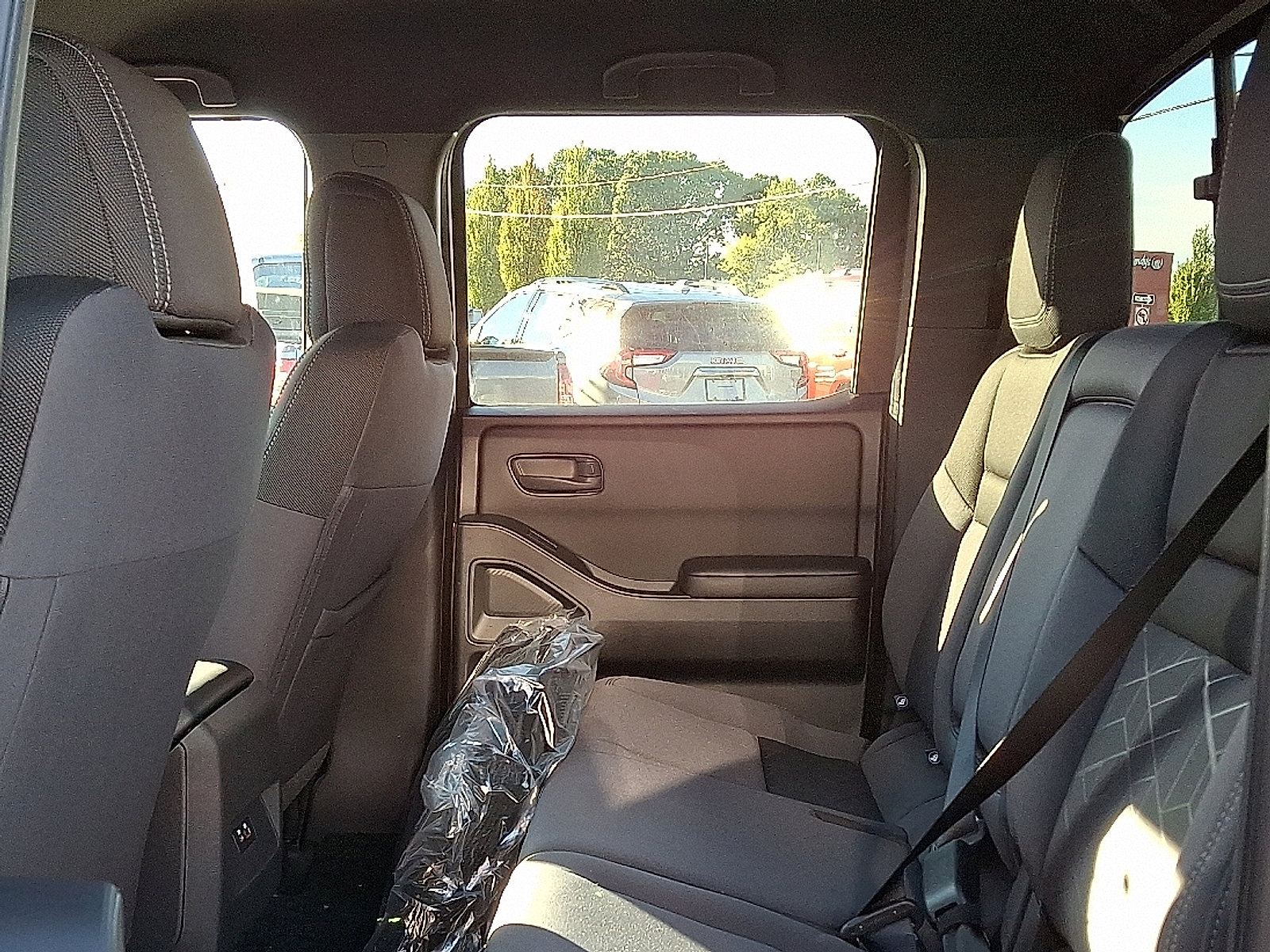 New 2026 Nissan Frontier SV w/ Tow Package image 7