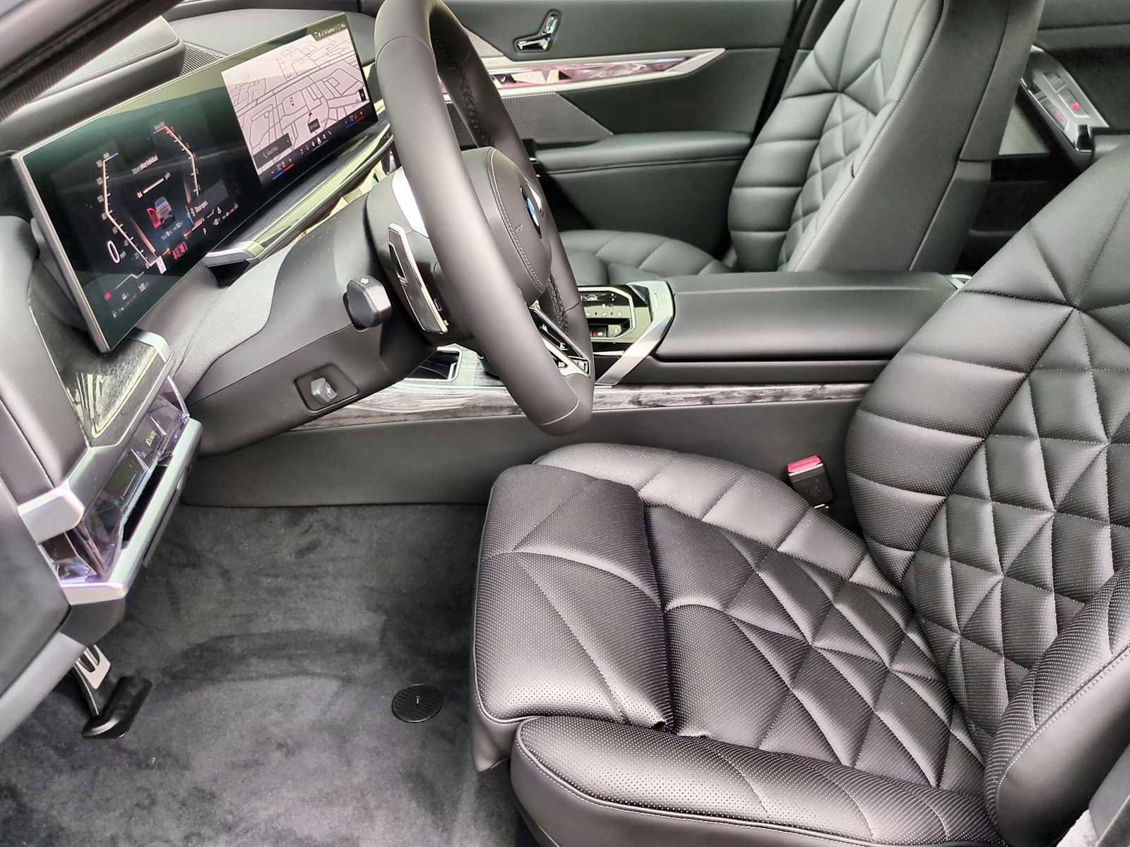 New 2025 BMW 740i xDrive 740i xDrive image 17