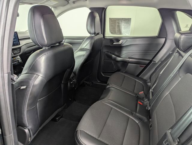 Used 2023 Ford Escape SE image 23