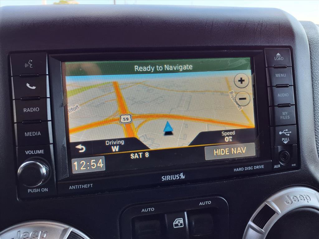 Used 2015 Jeep Wrangler Unlimited Sahara w/ Connectivity Group image 6