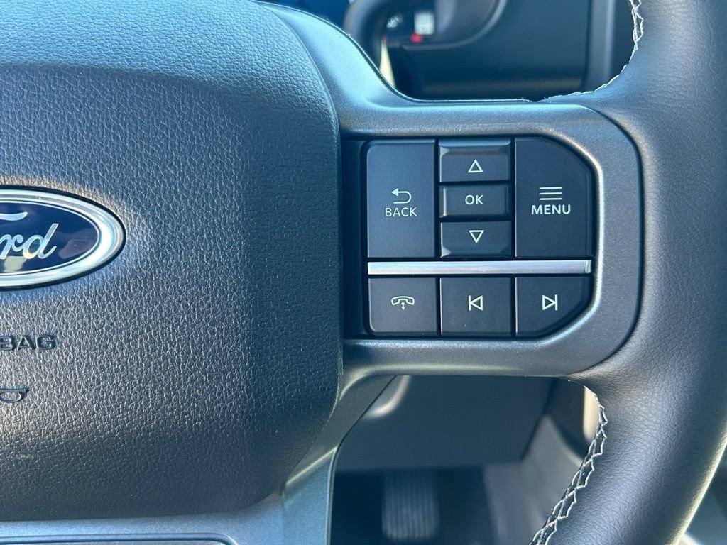 New 2026 Ford F250 Lariat w/ Black Appearance Package AWD/4WD image 46