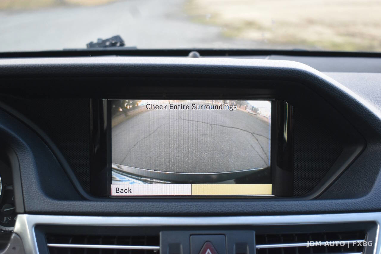 Used 2010 Mercedes-Benz E 350 Sedan image 27